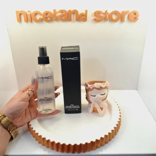 اسپری فیکس M.A.C تثبیت کننده آرایش ۲۵۰میل